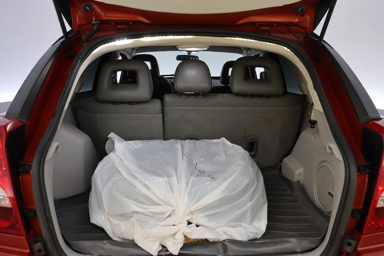 Car Image - 5NiziwLjy2r9QB7dE3g8yx