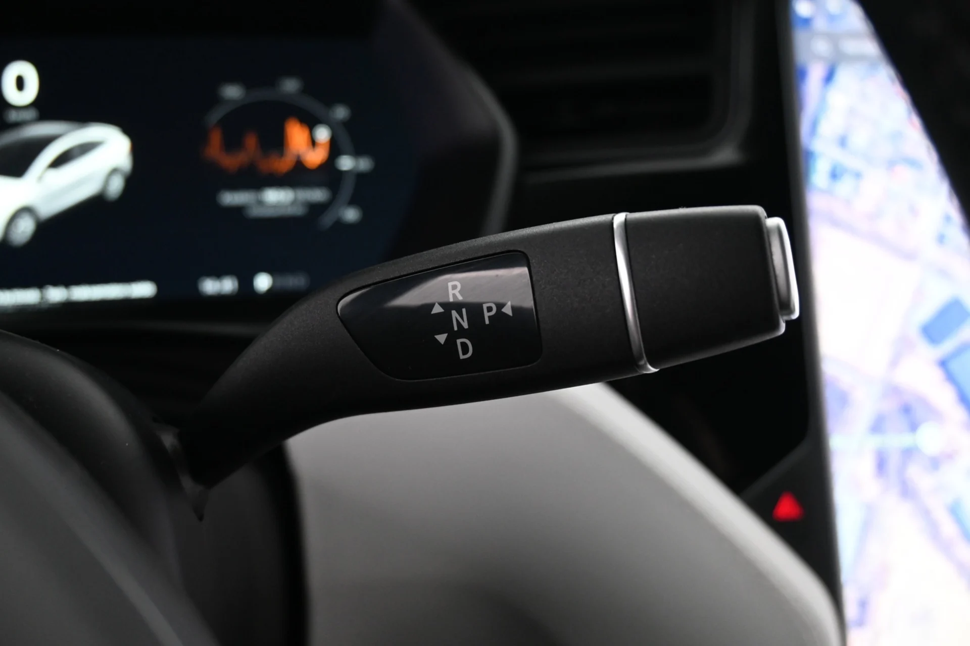 Car Image - 25b3CnE9bMXovNdVpPUK6H