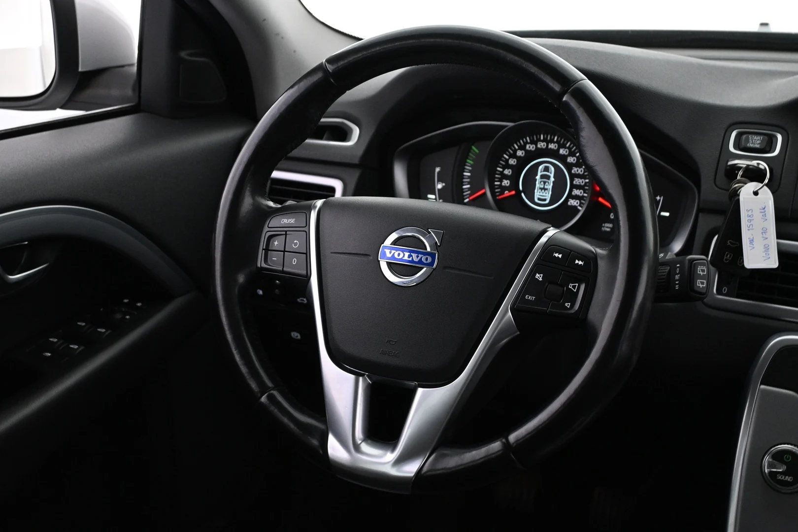 Car Image - 5DEIQExMdf1vqaKKkPs0SF