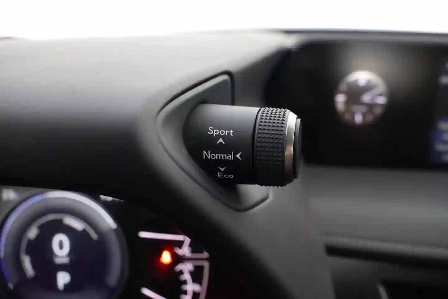 Car Image - 5W3fYYVt907P4hv1aem1RE