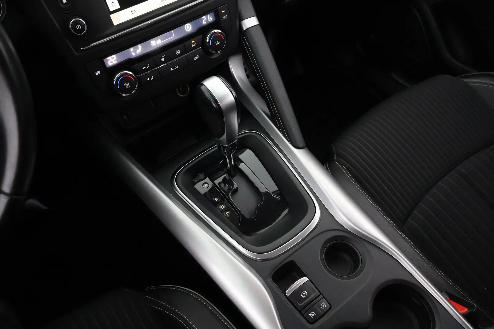 Car Image - 7gNPqmdEvCSMk00Xb3lSUl