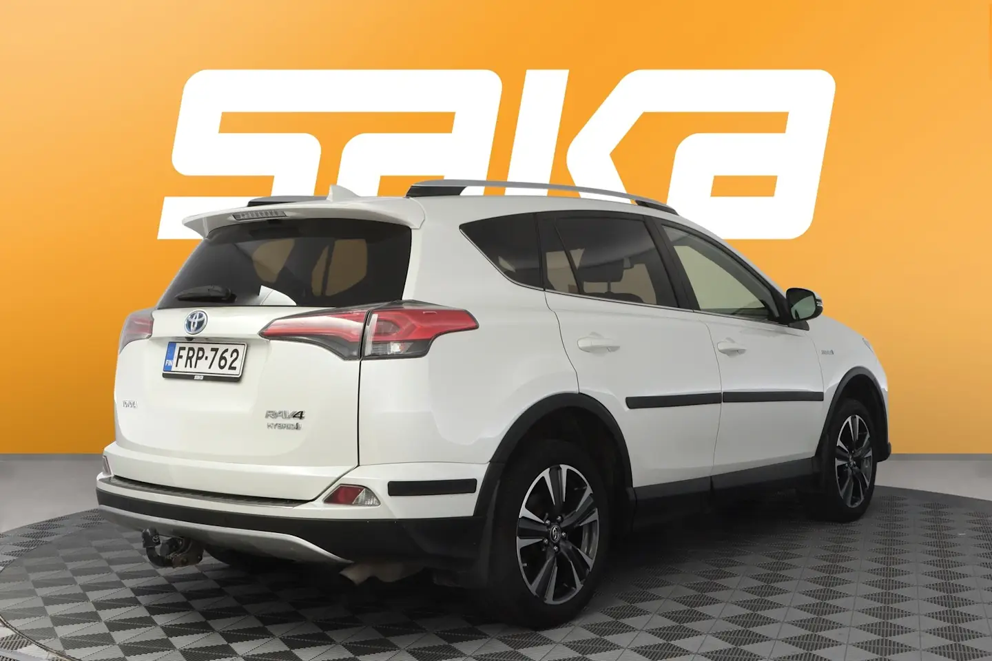 Car Image - 36V0vPAa9UmnYlAErTnEcO