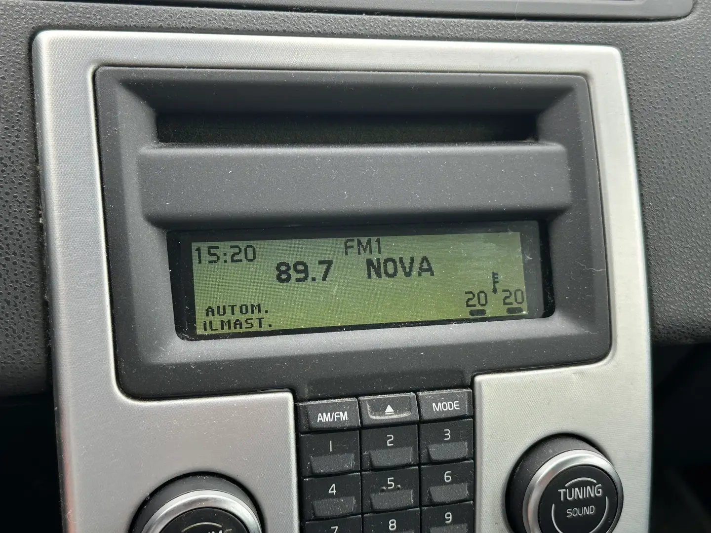 Car Image - 3FxBe9GJHOmm6wDrtFuXEl