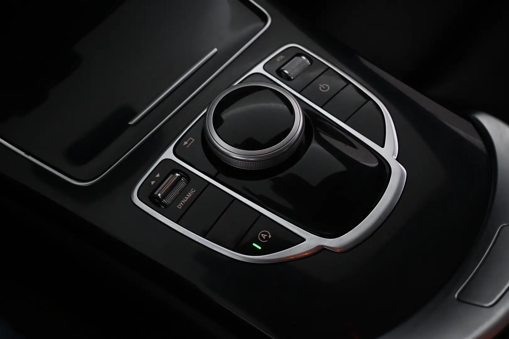 Car Image - 2hHrXcLahSCigf4yiGwEgm