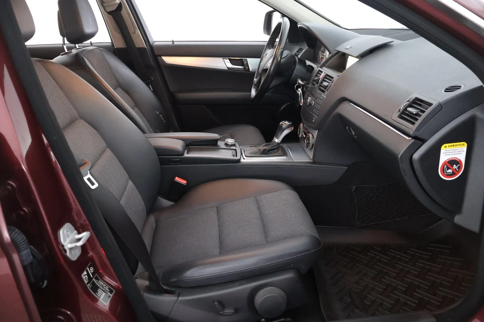Car Image - 2NsojyfKSTP8H4wWNxiNEP
