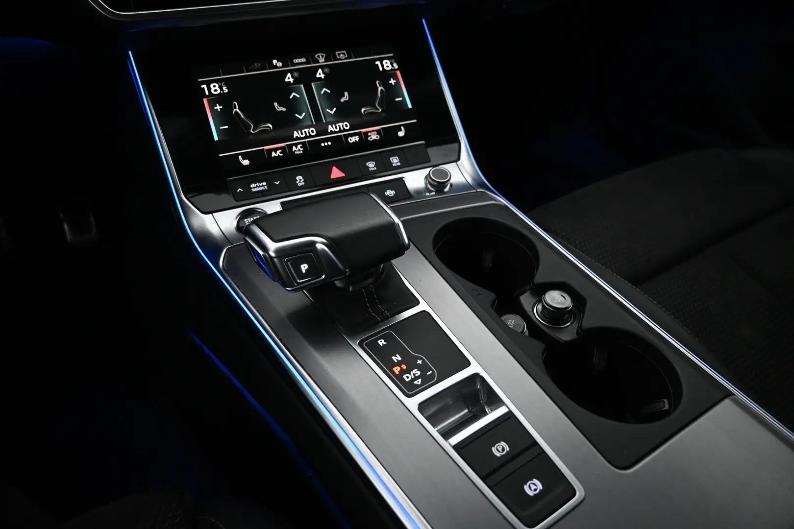 Car Image - 3p61YqqxrFykCHFbU9en6H