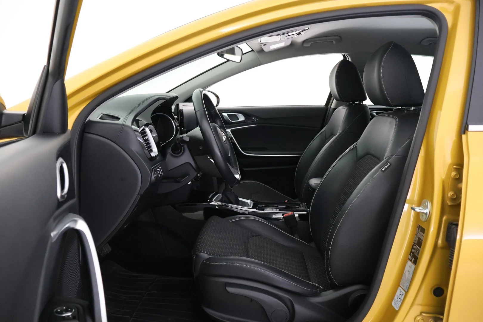 Car Image - 7MlG4BkOu5h8wxnHLK0YrS