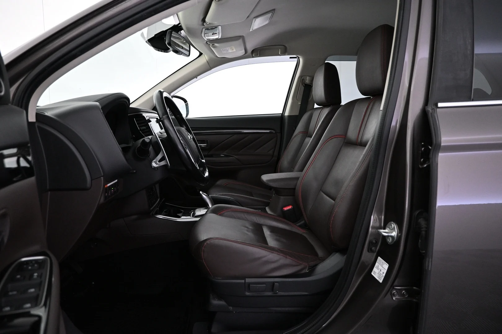 Car Image - 3Bvx0uMWiJUX4HX9UwQbwn