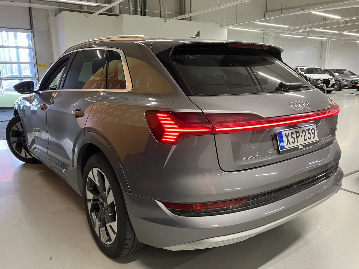 Car Image - 1Fd1T5uJMC3zTMcNtCQD6F