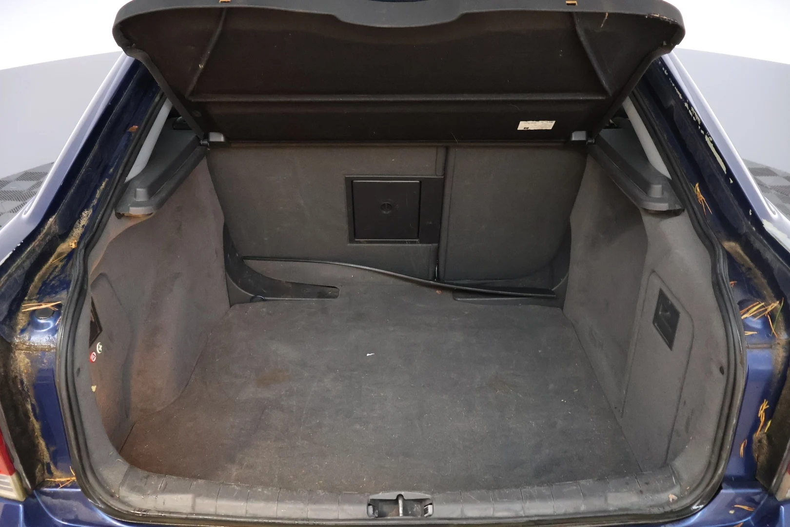 Car Image - 5VvGsFxtwjdjYlbRl4SYaF