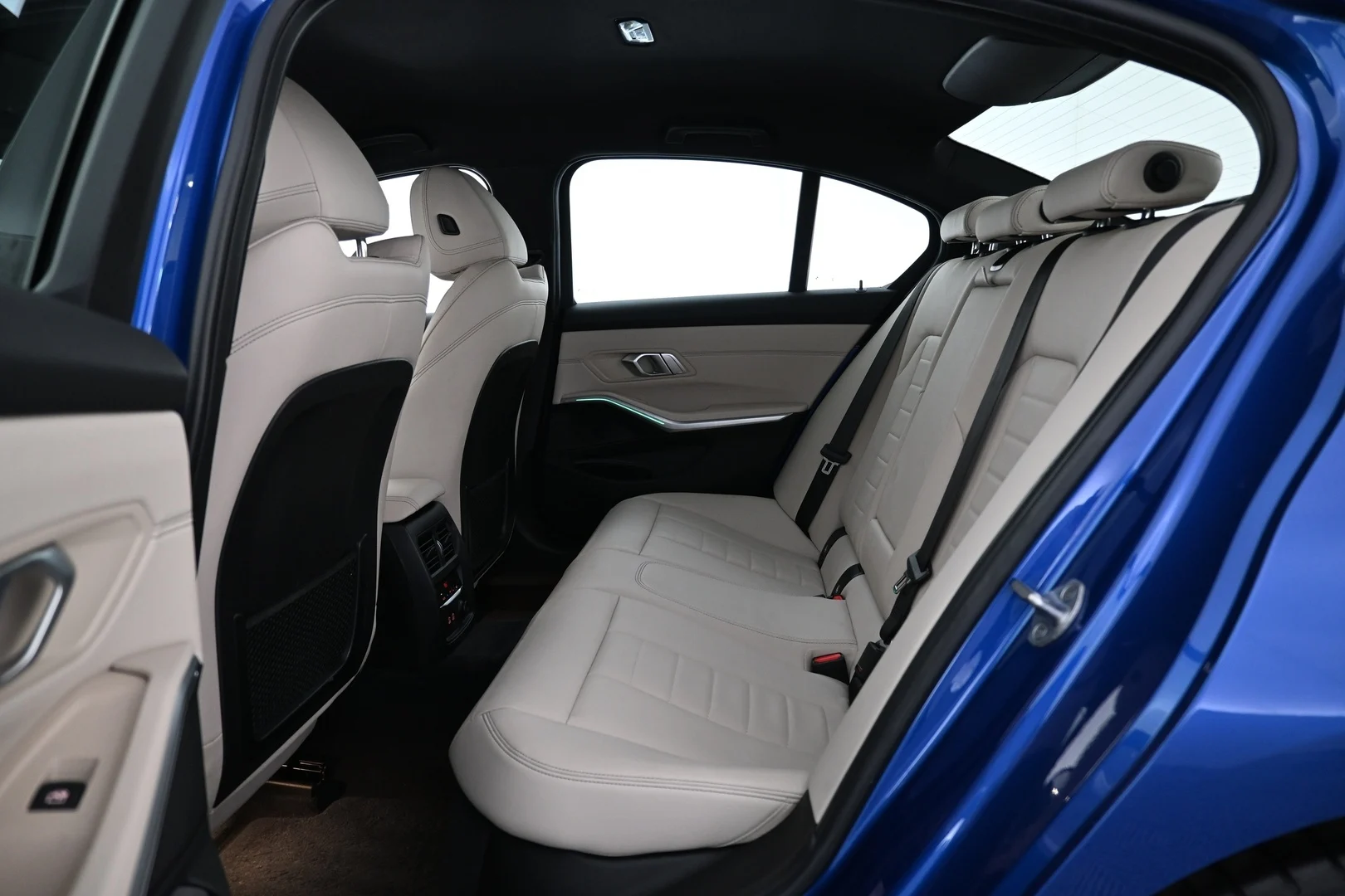 Car Image - 6eKSJ1ZVKnd6W4c0s4otU5