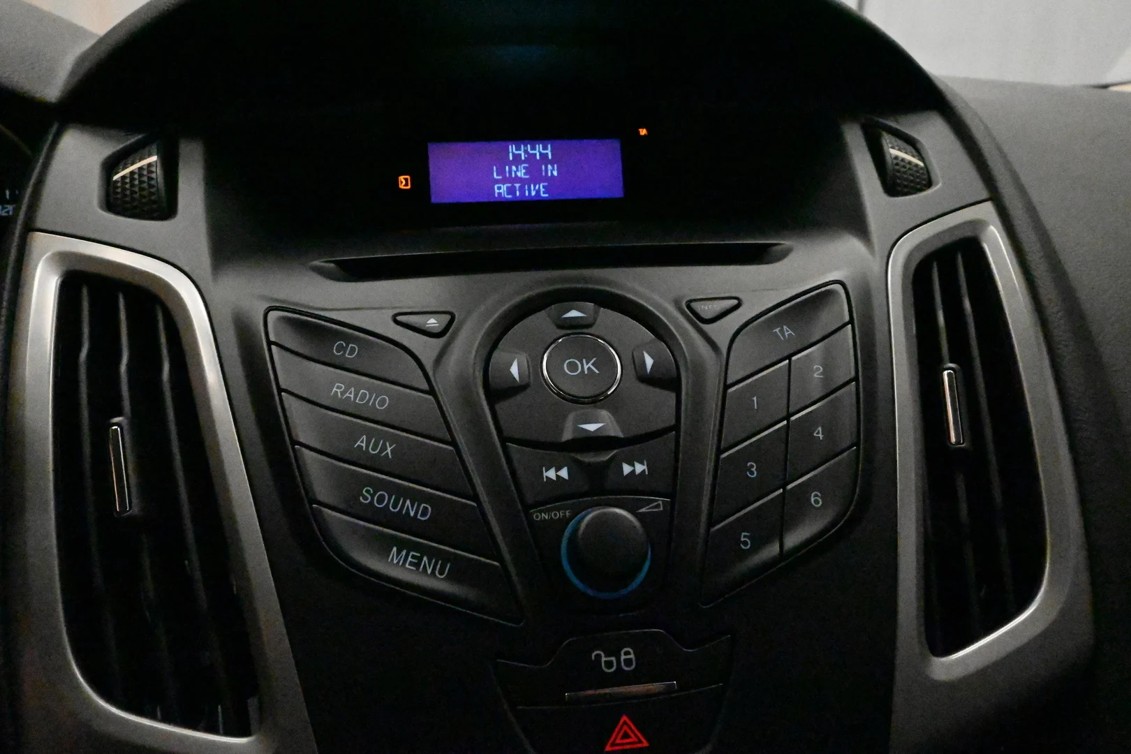 Car Image - 7smQ995Alw49OGR580qBP2