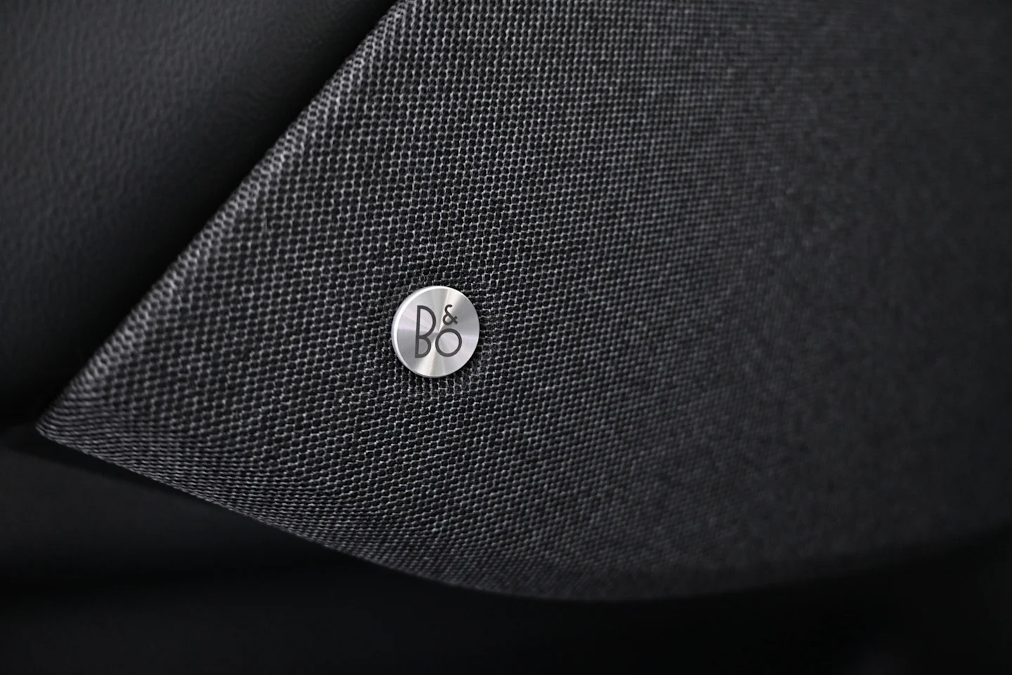 Car Image - 18LVVWT8IEWtmILCXISd4c