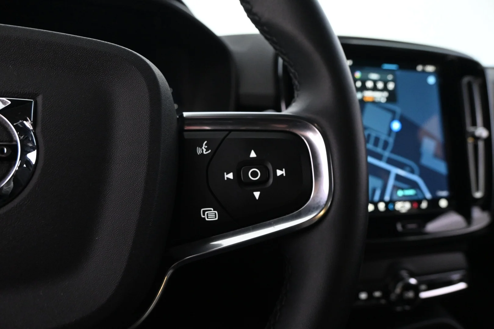 Car Image - 49UPKzXAv9tnasRmYuuXv5