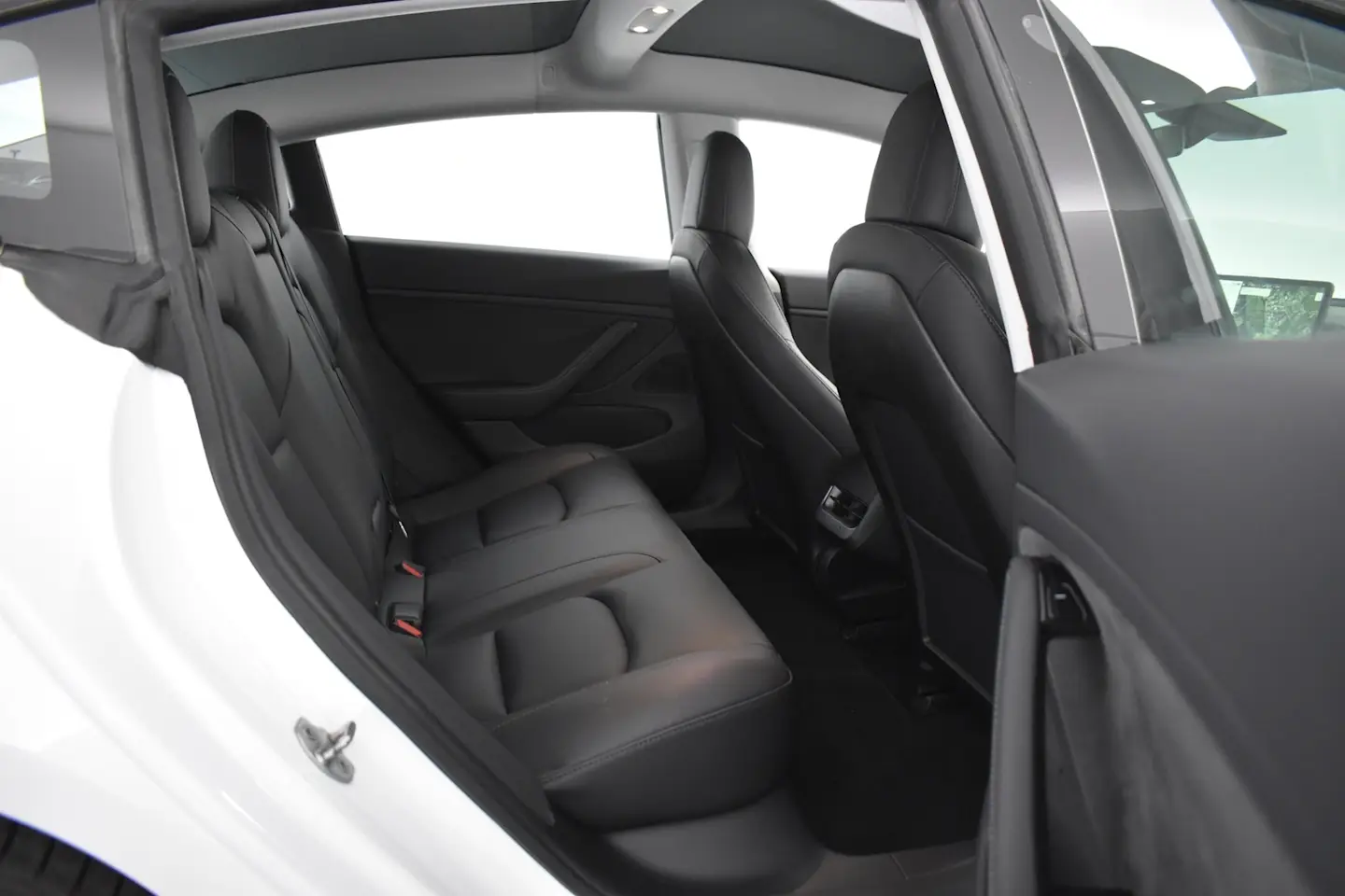 Car Image - 1AUI4KrMXUI7j4JIPftQwg