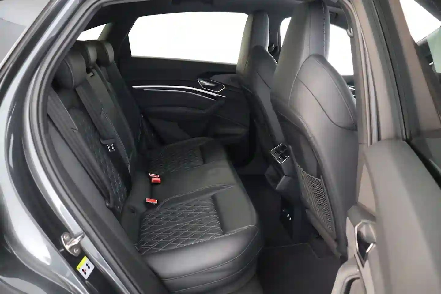 Car Image - 5trnScceGtxTrC4zPXKTCt