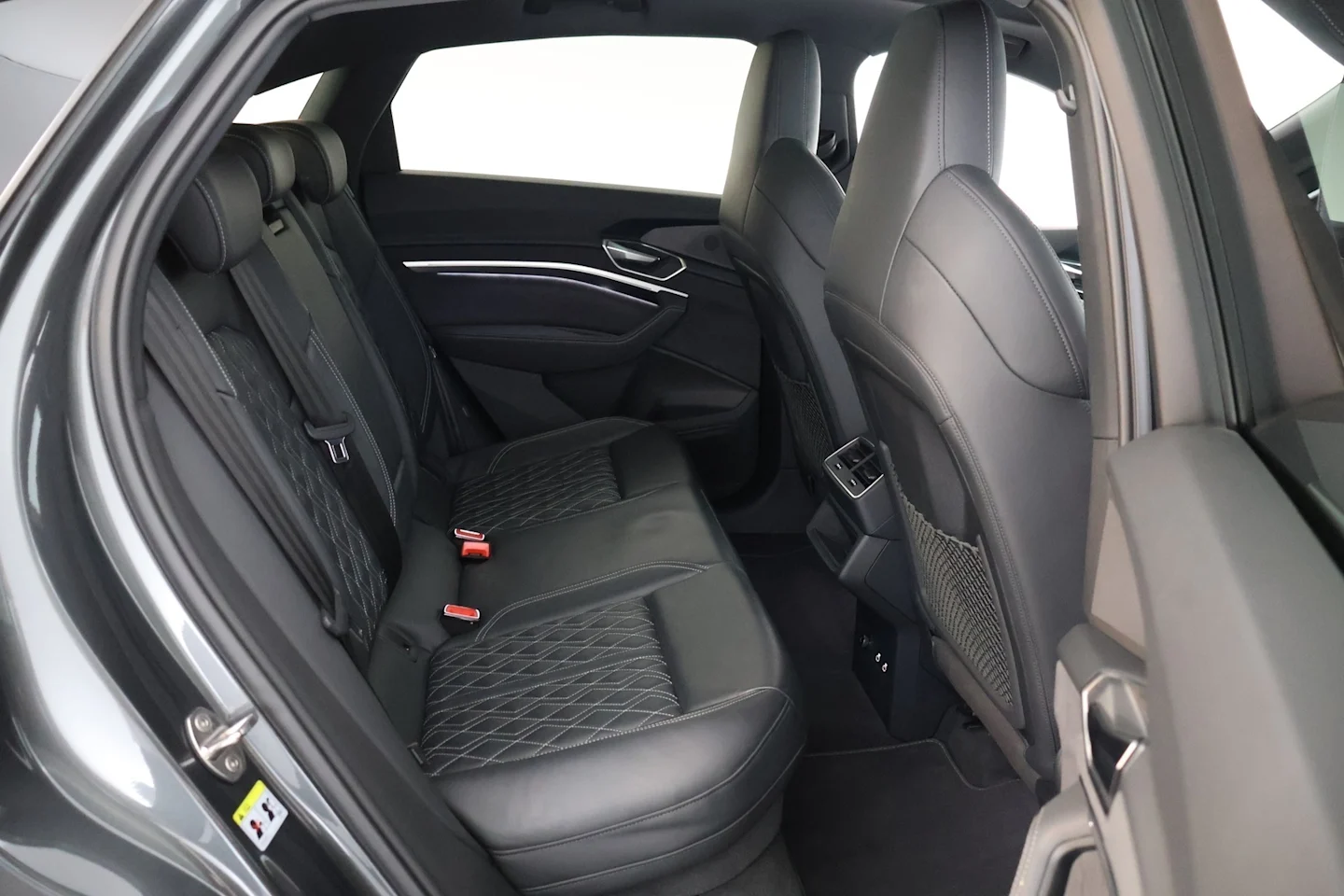 Car Image - 5trnScceGtxTrC4zPXKTCt