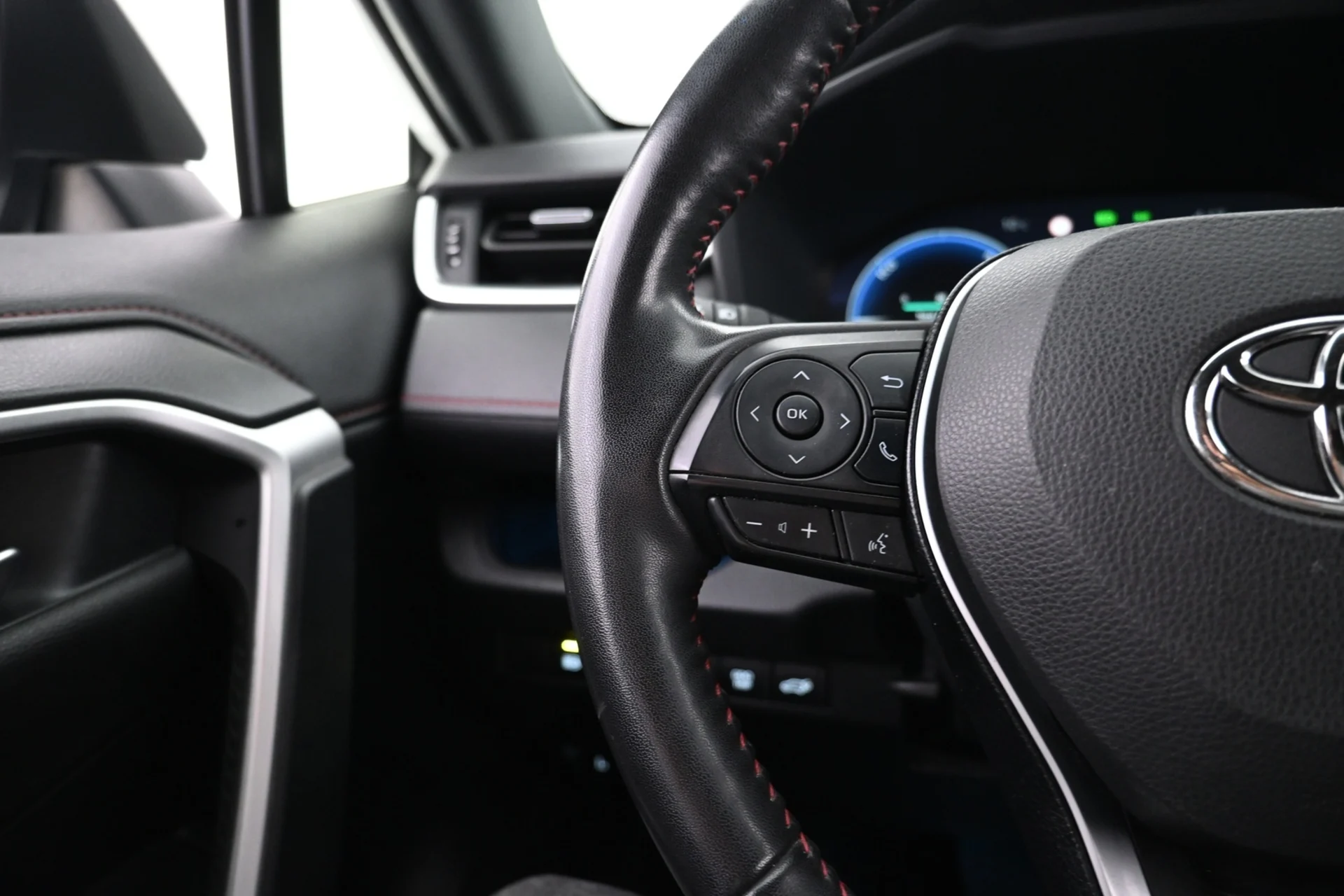 Car Image - 3ntg4DOEGeX5kTWakEG1IT