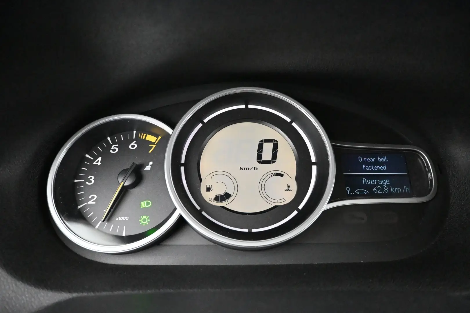 Car Image - 6eMO79EQQ9EOrKfZRTyrrT