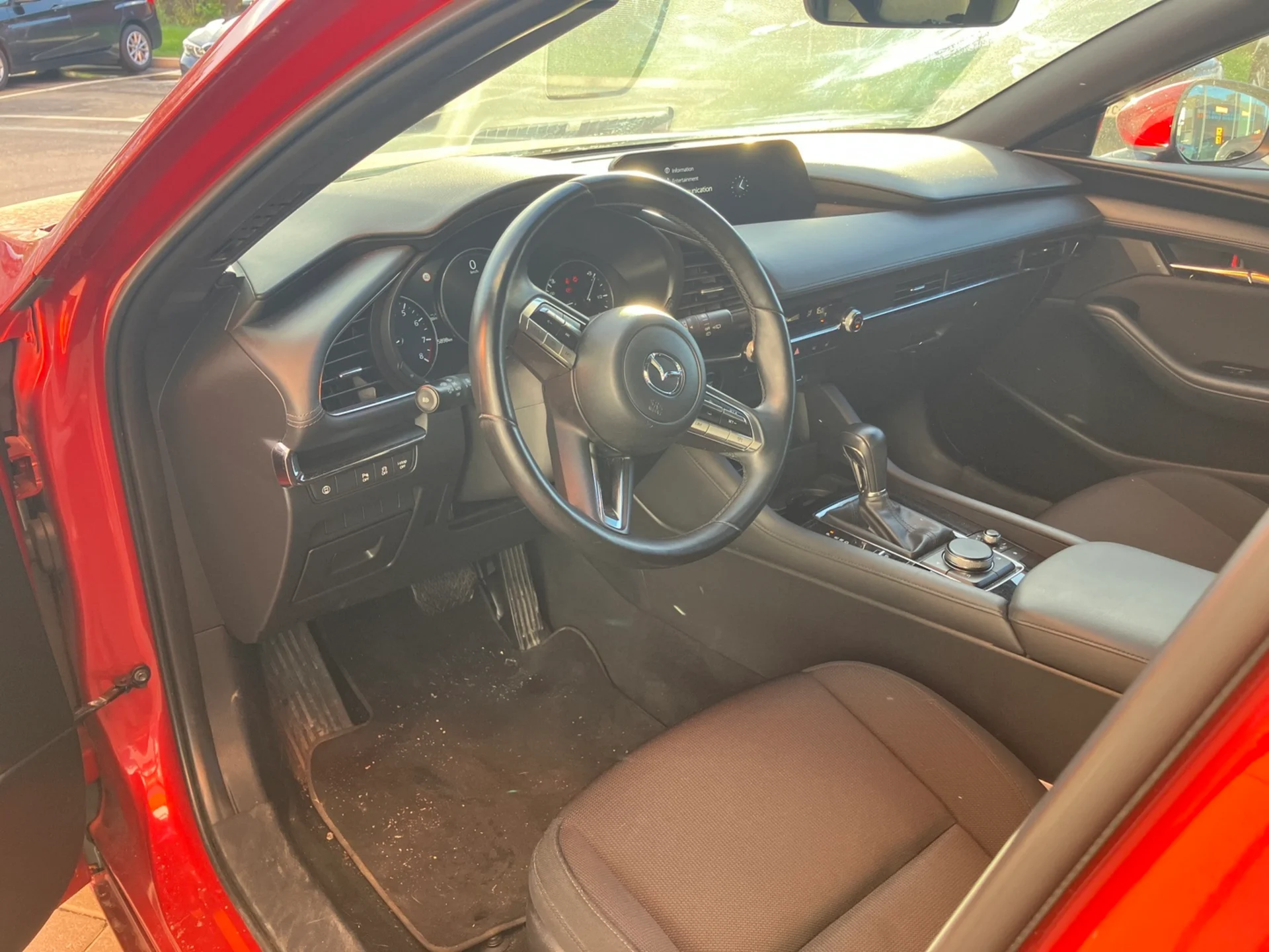 Car Image - 402YxUePzgbN3qubyAccYg