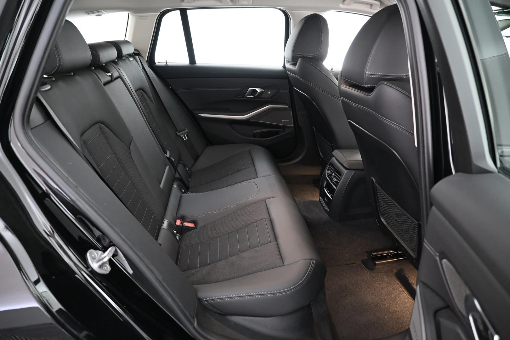 Car Image - 3nNUPEFjYIrVtihj71K6O7