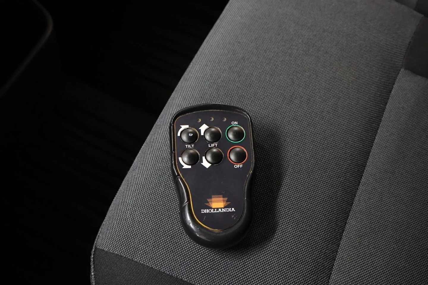 Car Image - 2Uadrgv75iagBQQrYZ8HZl