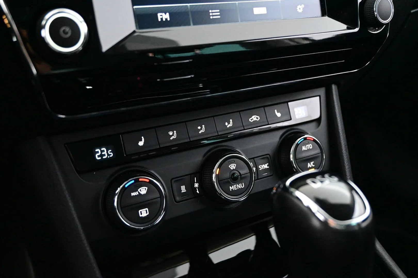 Car Image - 5RikyKC4zZSYWyjH7PPVjT