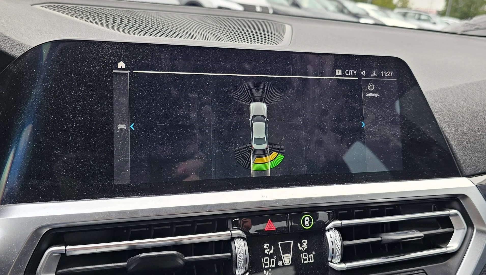 Car Image - 3SjOL3FjpsKpUmUN1dXtdU