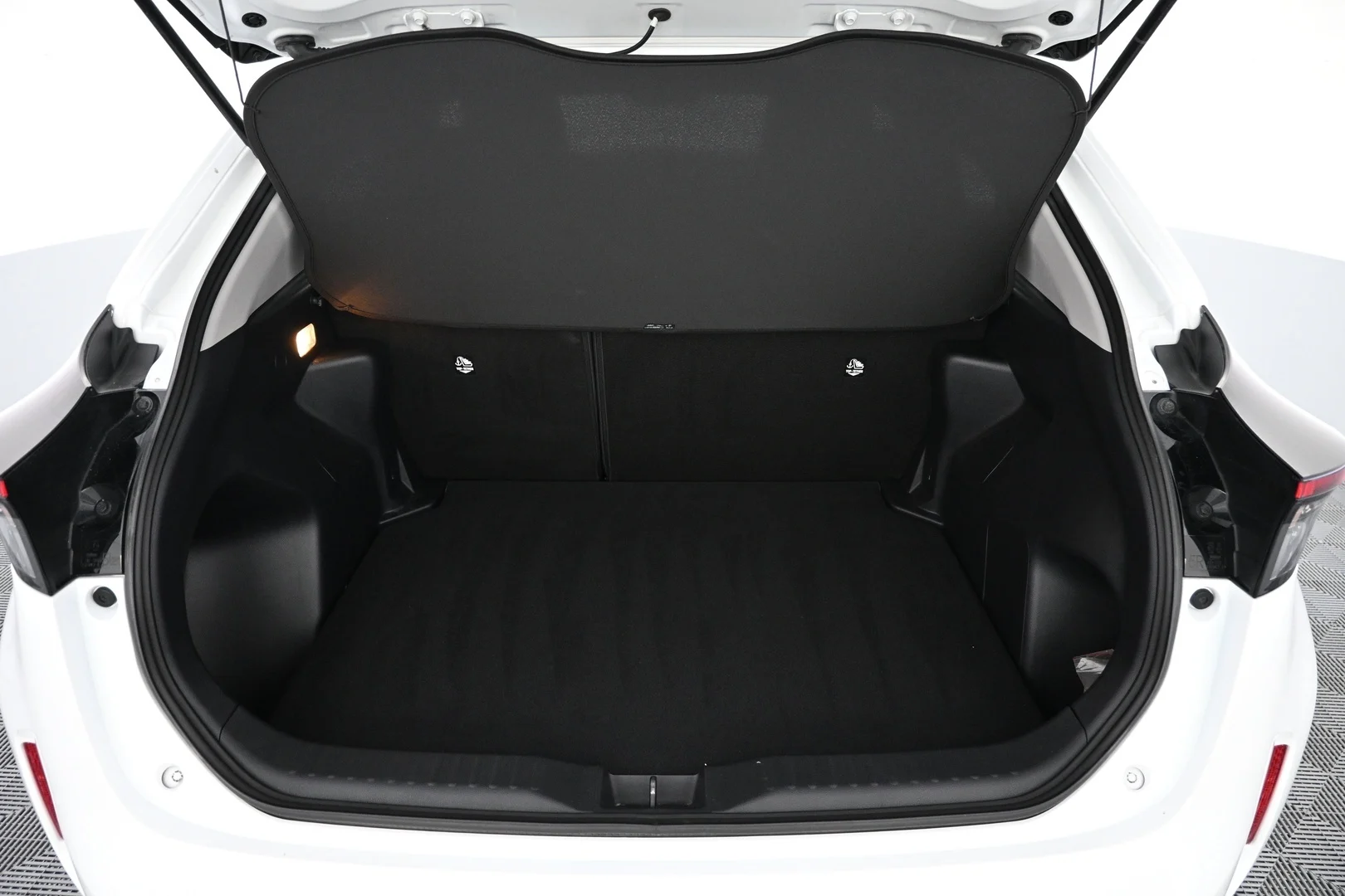 Car Image - 6SDSqV8gRx1GMok6tObydM