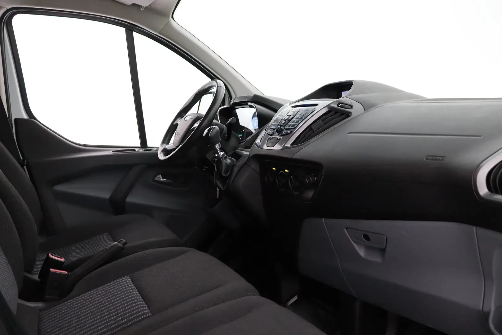 Car Image - 6NxY5SoUqWu5SU4uJEQ2ns
