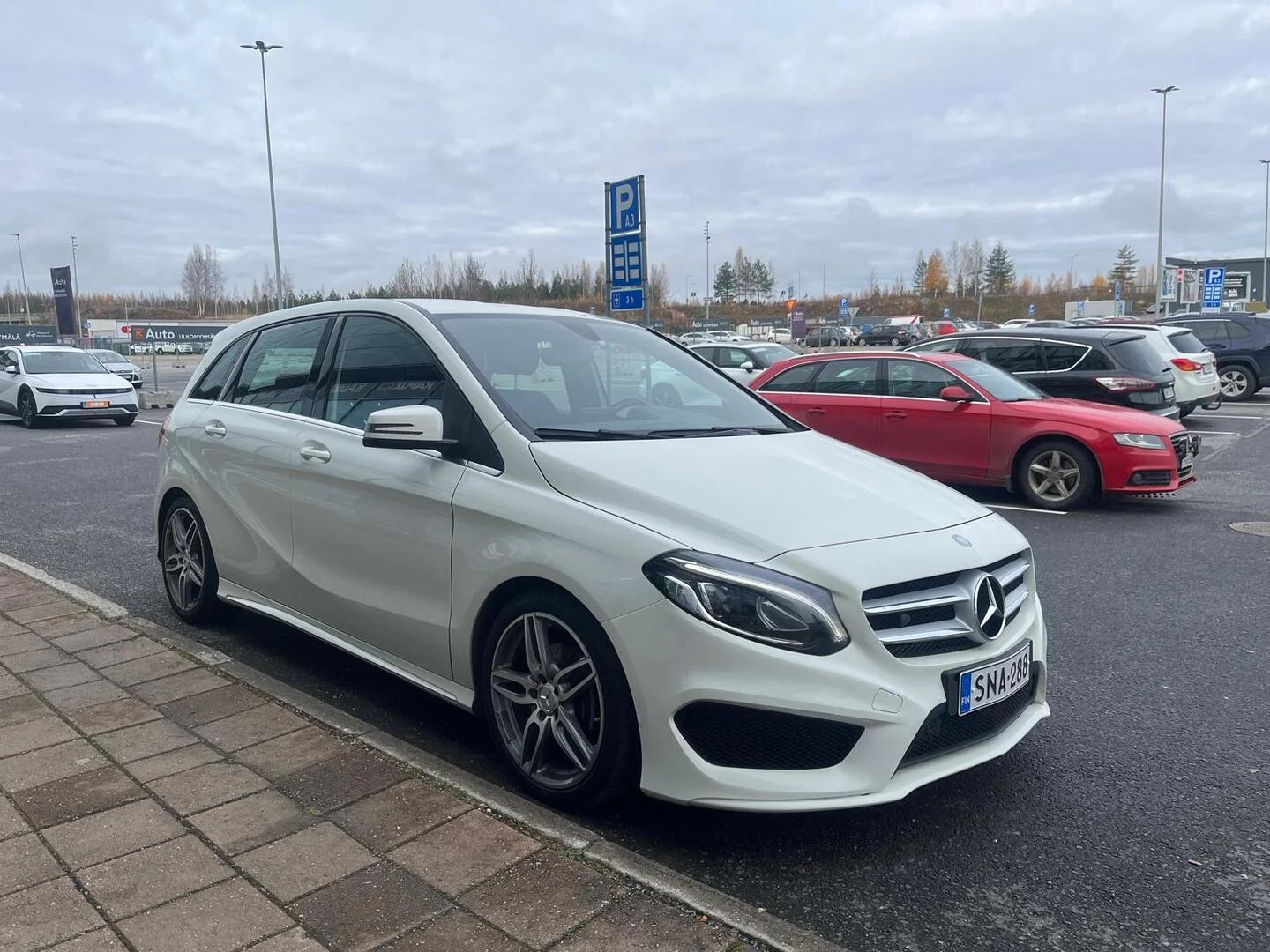 Car Image - 4DLZpW0ZOsKtf0oaGRj1Wb