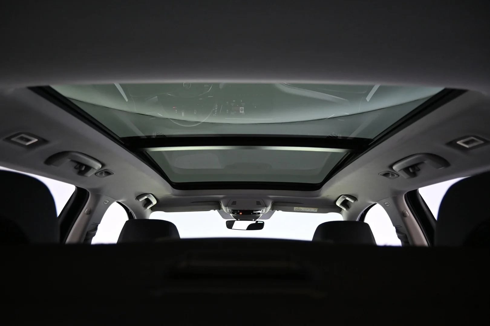 Car Image - 6CYiivnPxrrJjA8Qp4qq6s