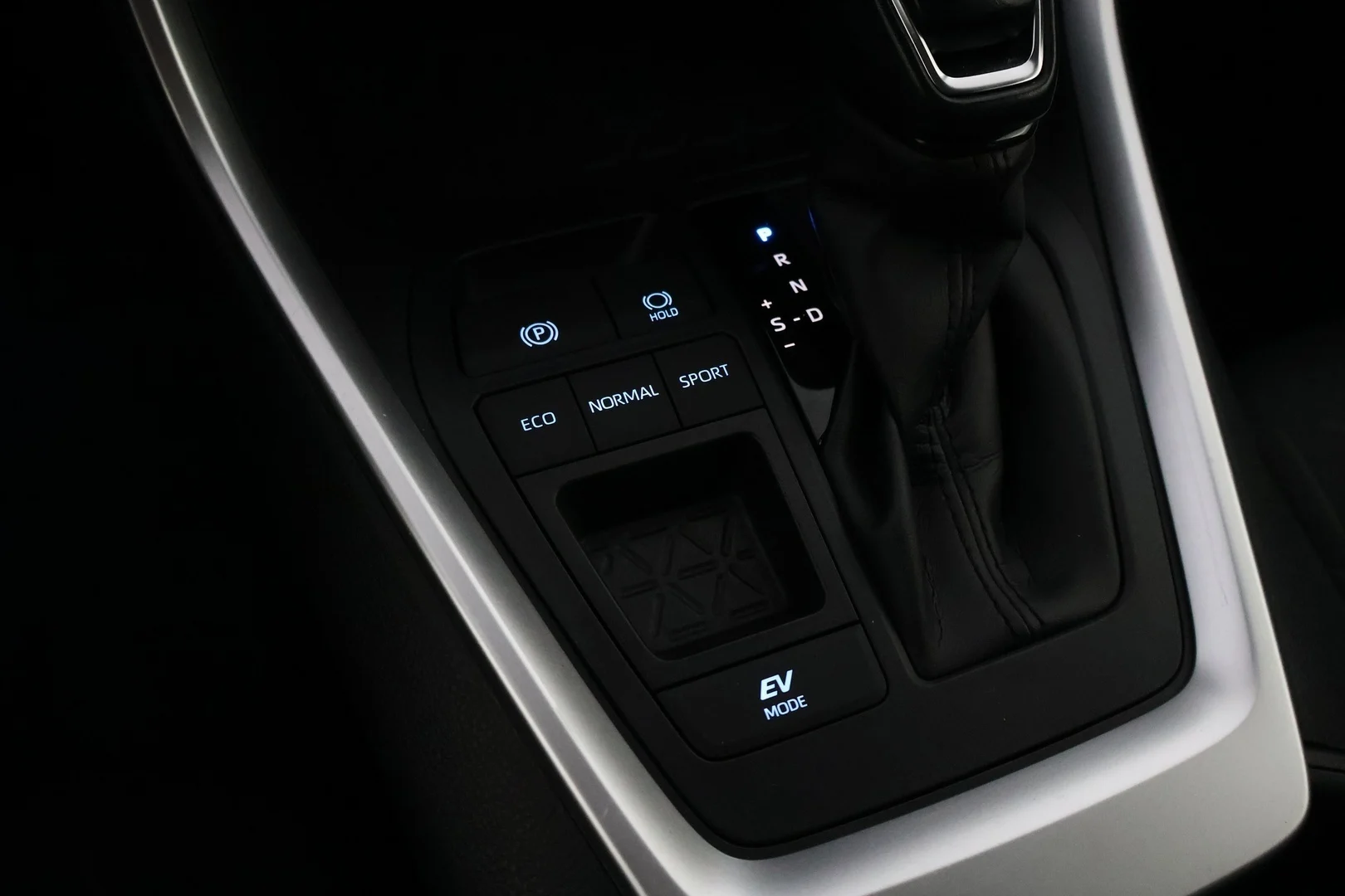 Car Image - 5pDiqEDt1gNvhcw7KTfD7x