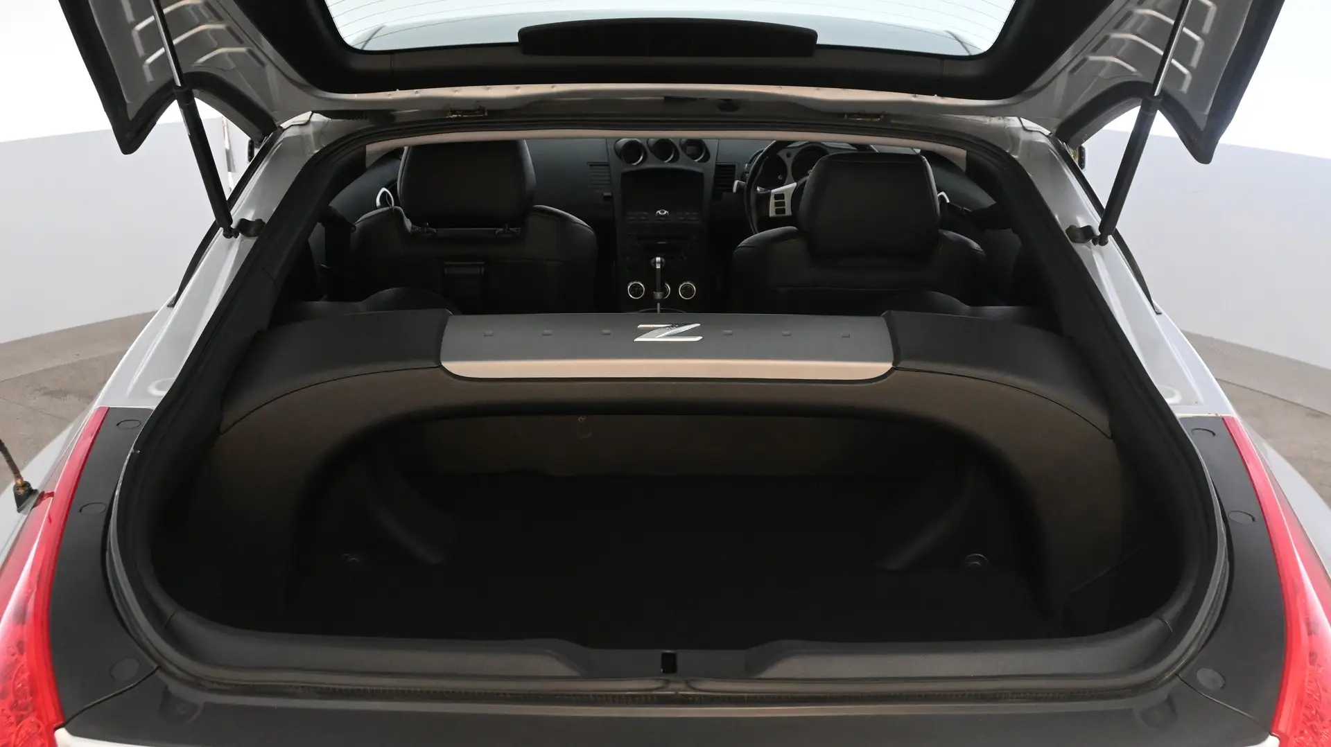 Car Image - 1tk12uyYnLqaH9OfiQCDGn