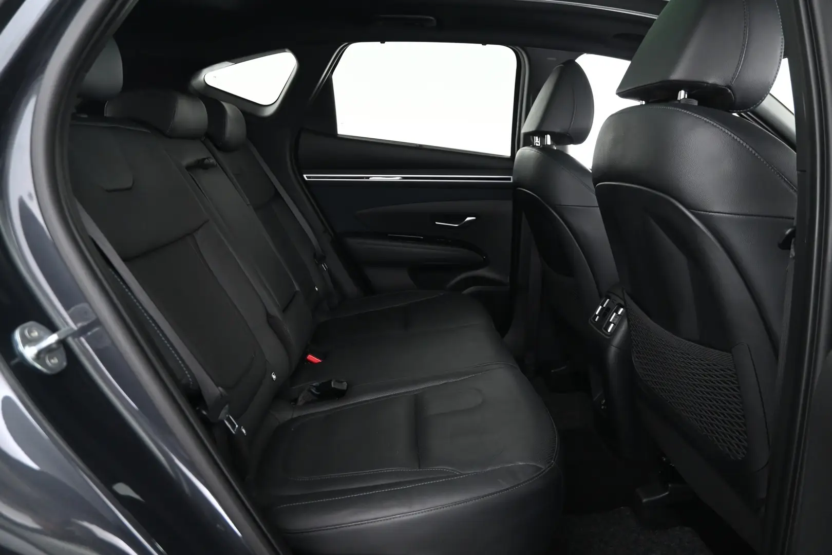 Car Image - 6vVsIx1caiz5VLXZdNOECi