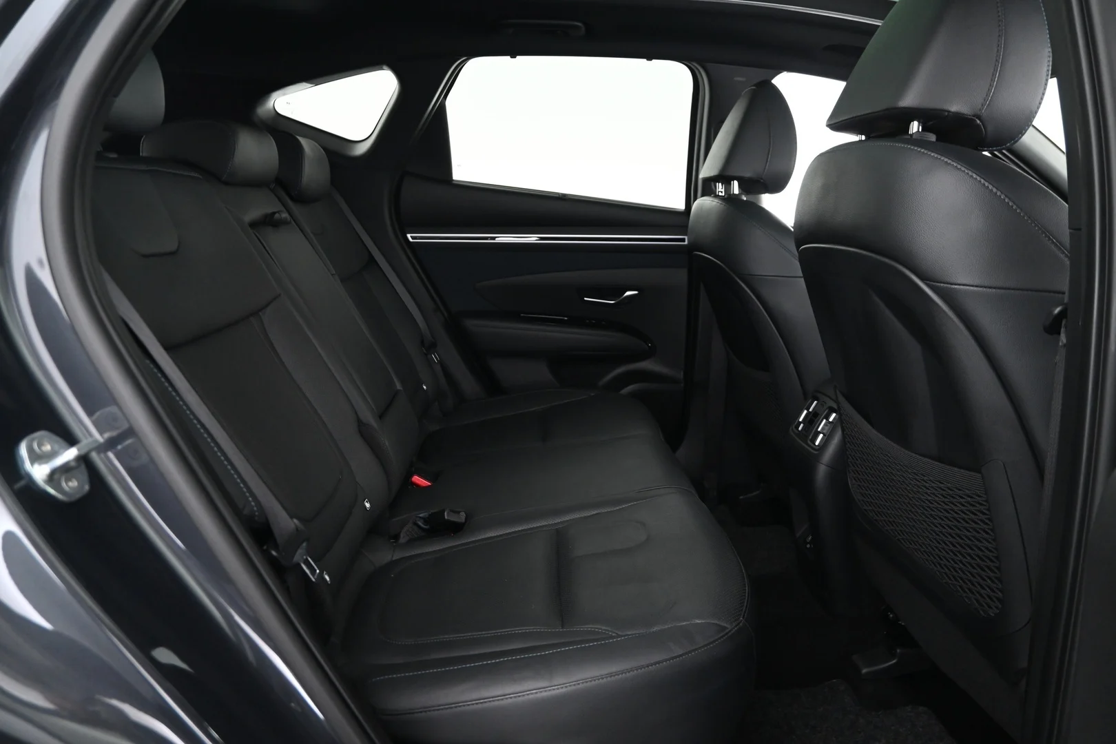 Car Image - 6vVsIx1caiz5VLXZdNOECi