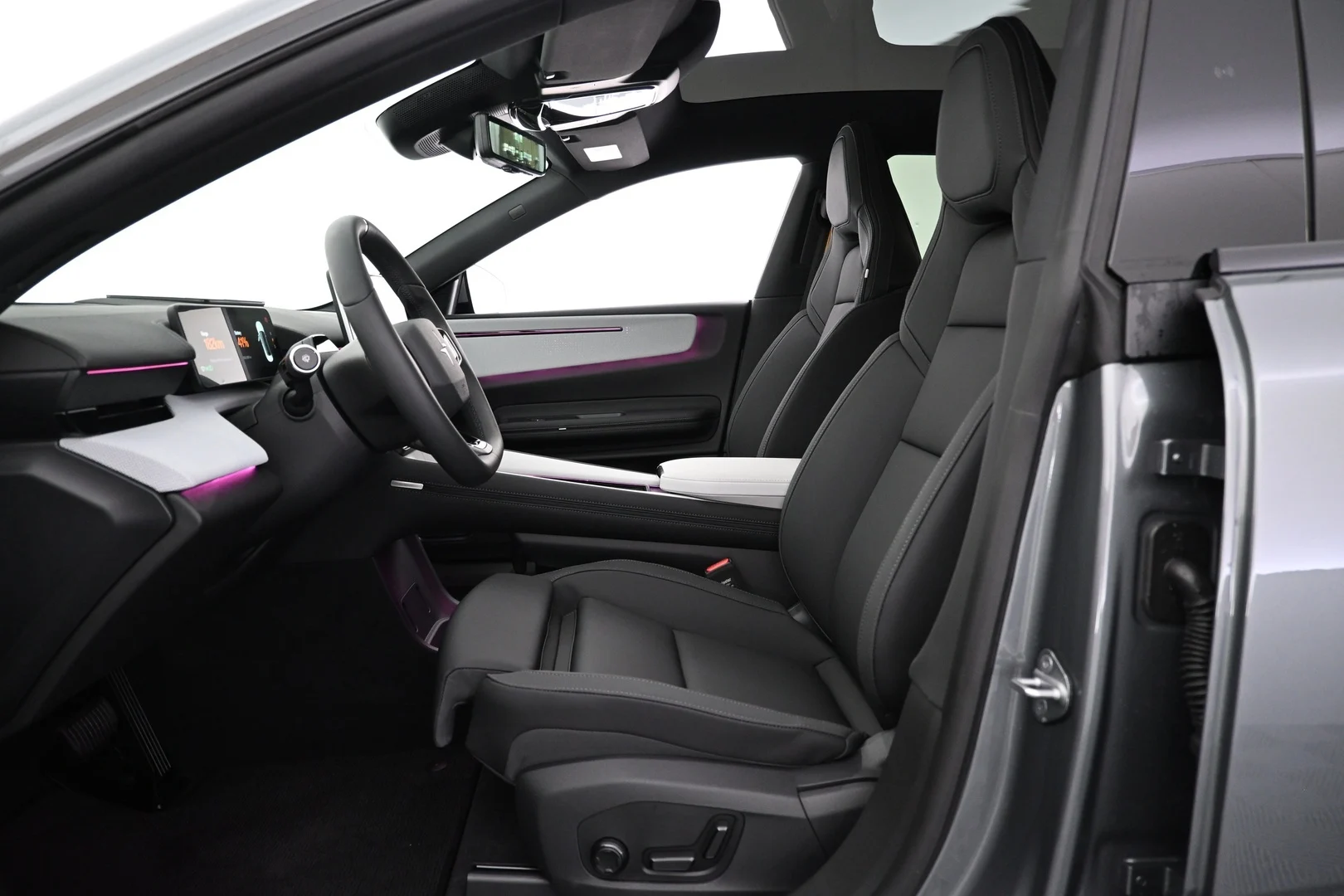 Car Image - 6BTLXUbNRVZf19OAmQOFbr