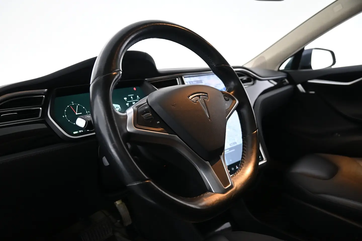 Car Image - 6KgDfqmC8QIq3PZNLtmXJj