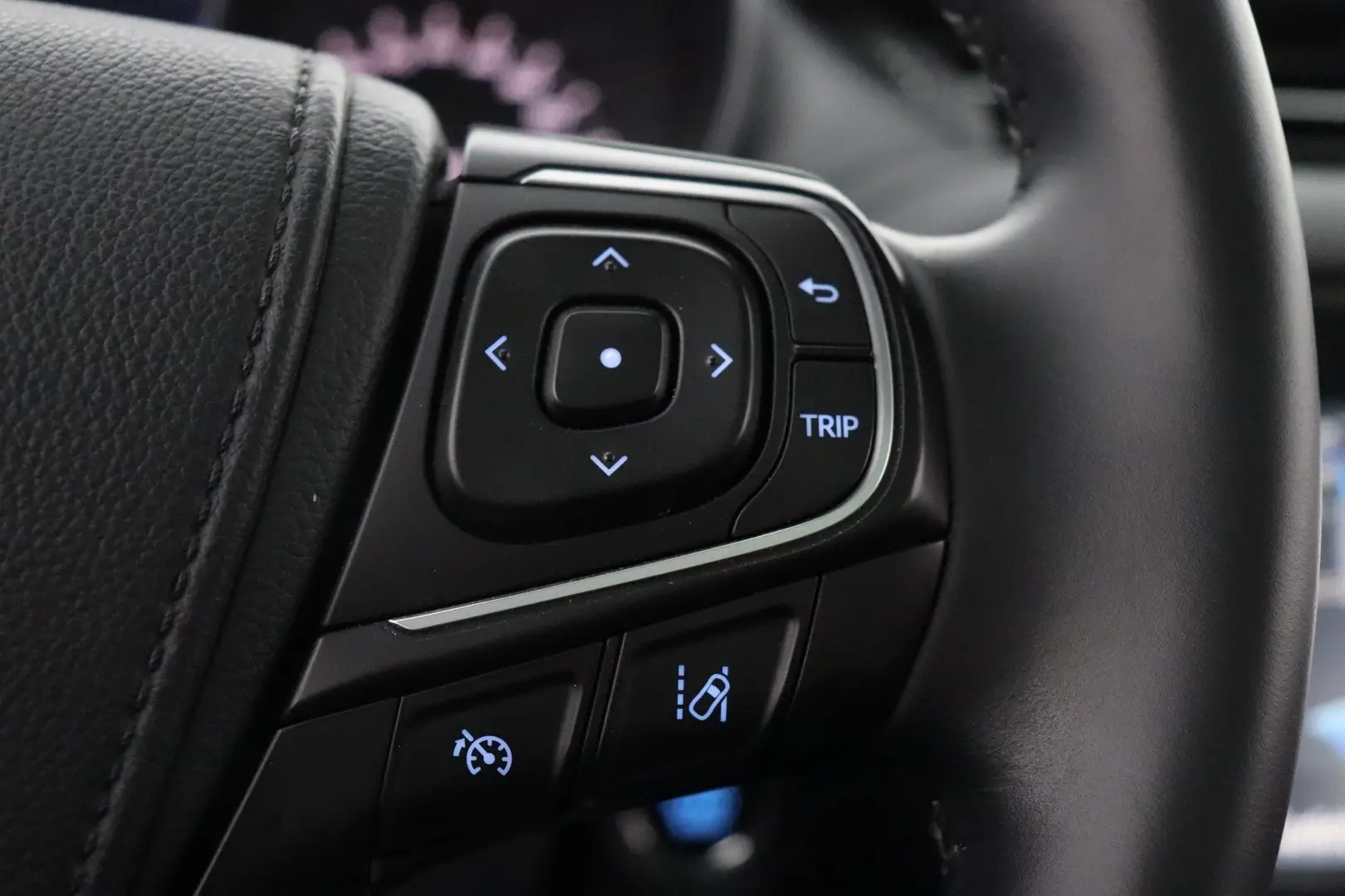 Car Image - 3a0sI7ZWyJ0FiVJkr5n2t0