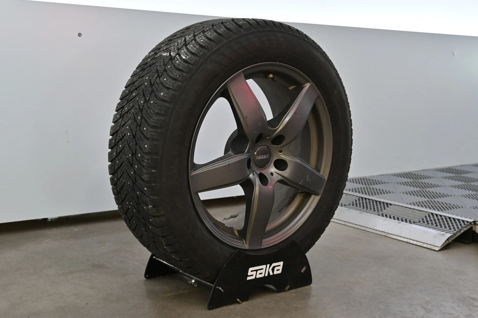 Car Image - 61VK8smNJXrtCe52y8FkfT