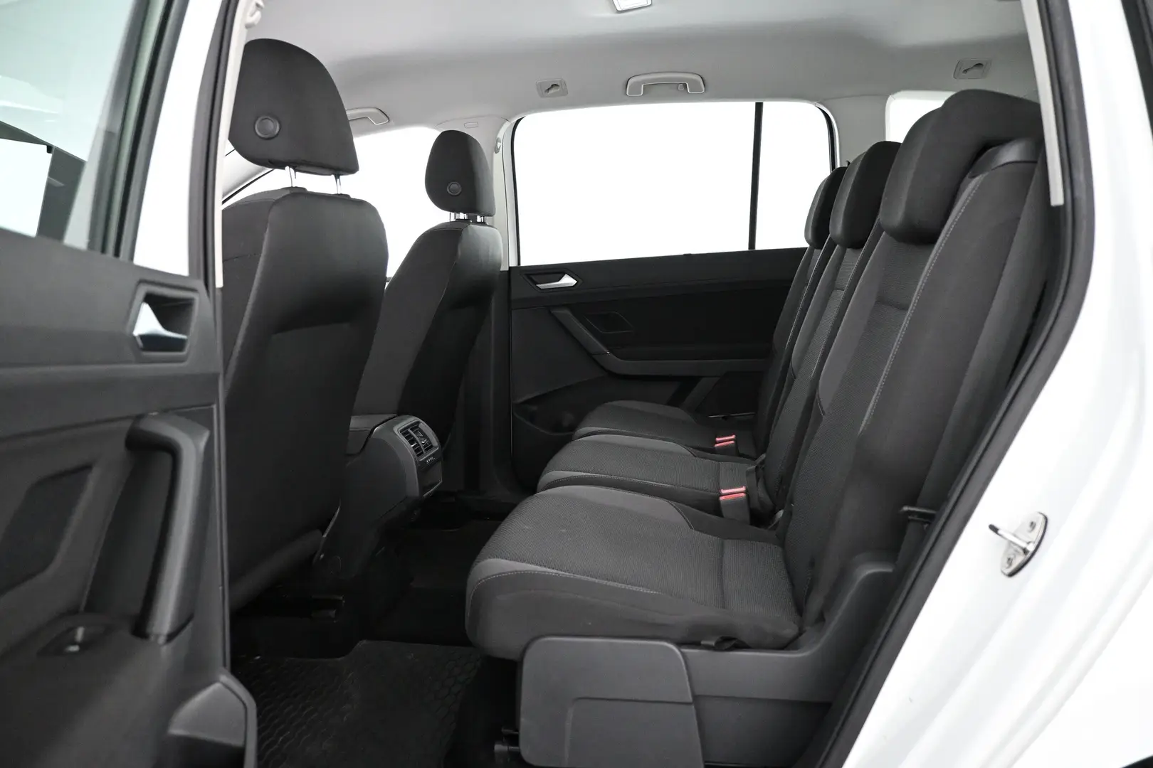 Car Image - 2zvWXzn12qgvCCo8xdNVU8