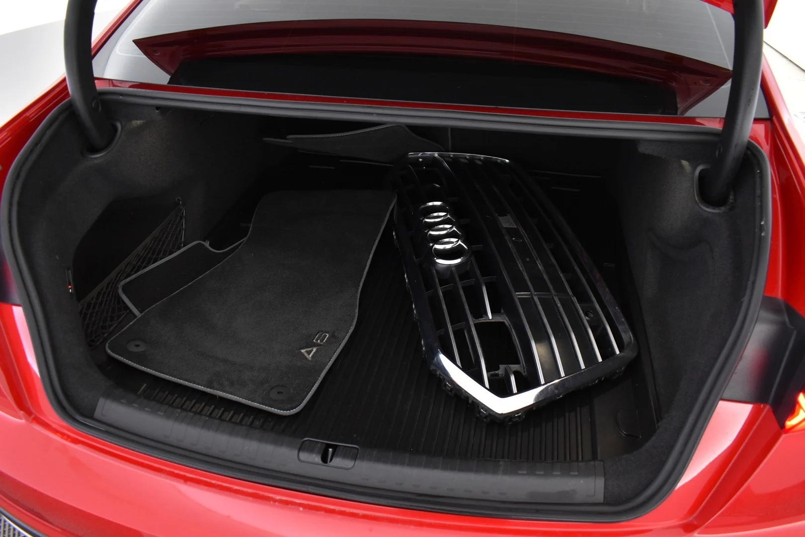 Car Image - 1xqlqFW0azBjox6nGkDAuC