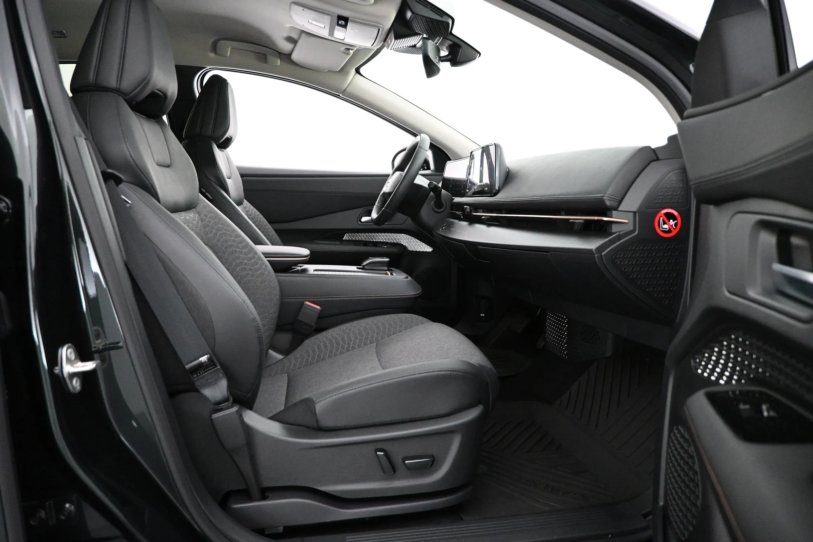 Car Image - 1XRVXlASX9buC4jBVDwu37