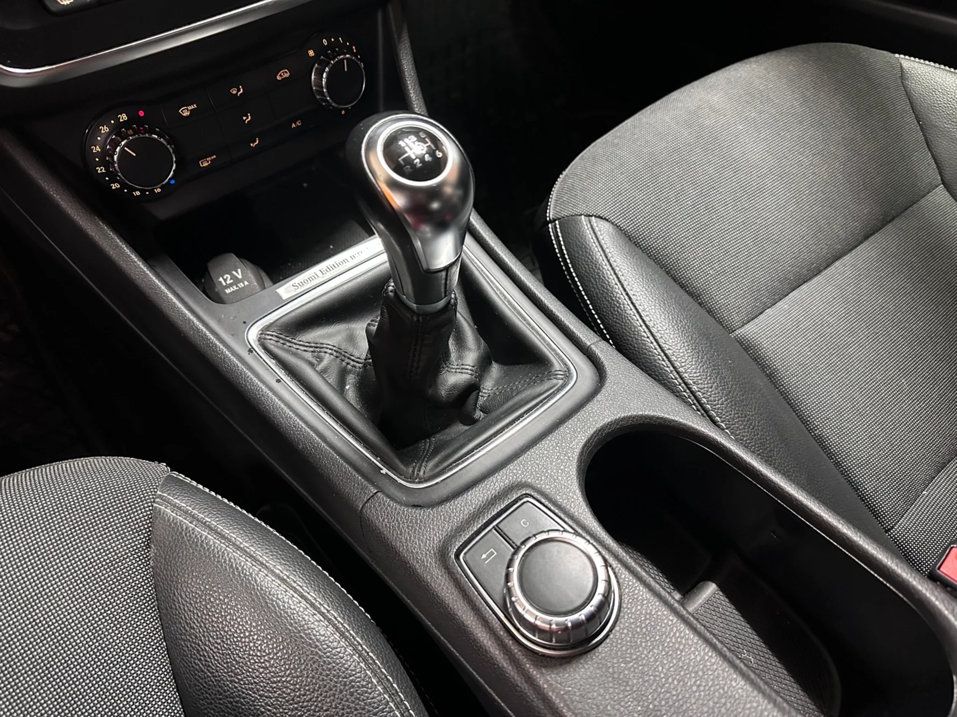 Car Image - 1sH0MueUEmSr3McGkK8VD2