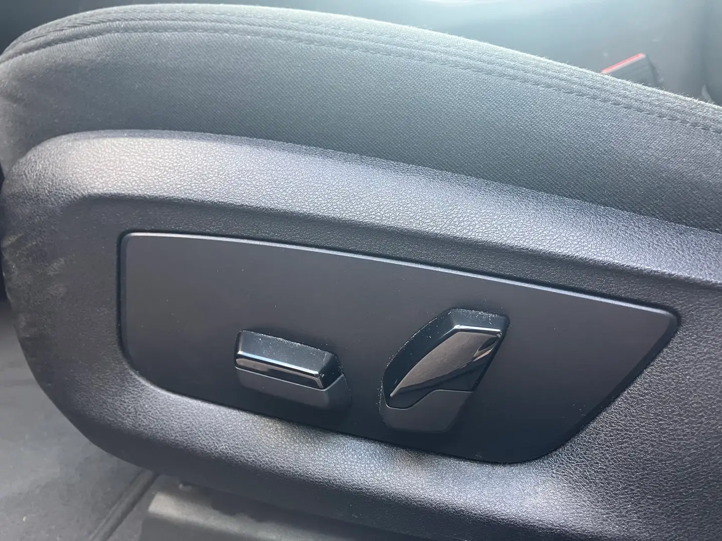 Car Image - 4hzScR5EF0cxHhK91yRTWZ