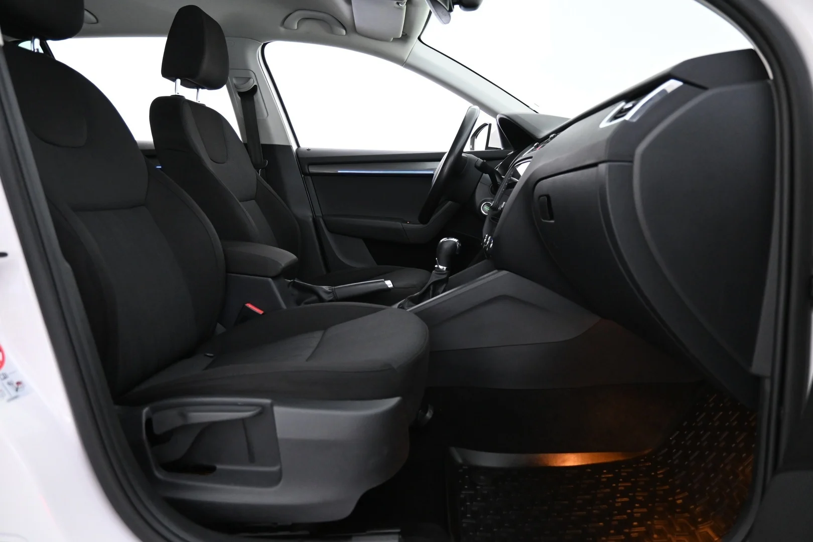 Car Image - 1PPpNrUcgCgMzAPBAW1jR3