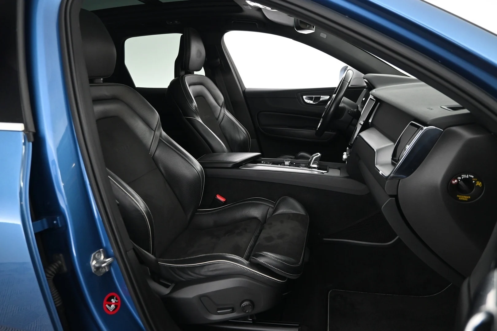 Car Image - 3KbMuCryttikKGzhCBZb6A