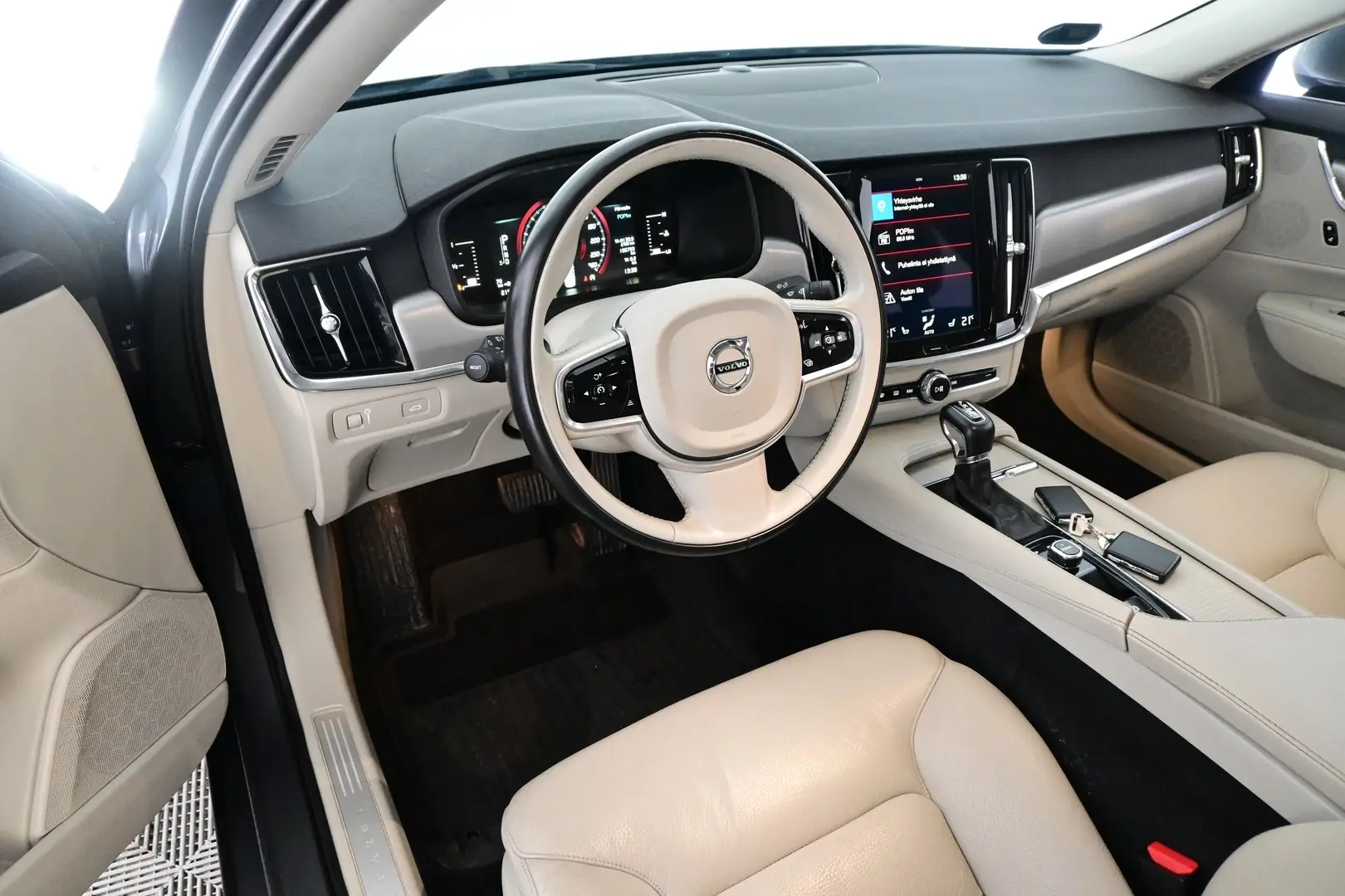 Car Image - 3cPERutxPk0AbpYrNiKtOx