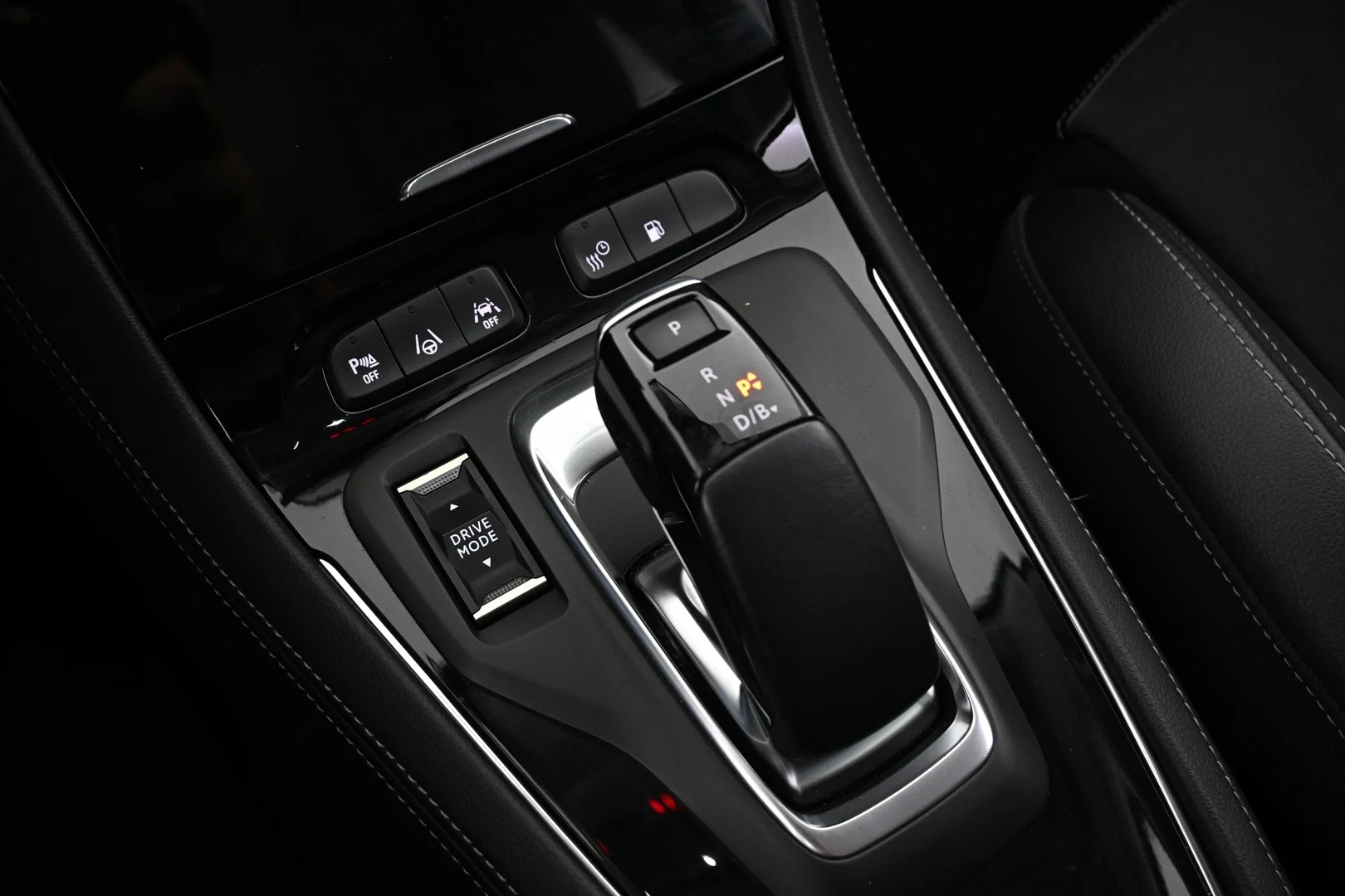 Car Image - 53657wB6Lw1yFjUozG5y7d