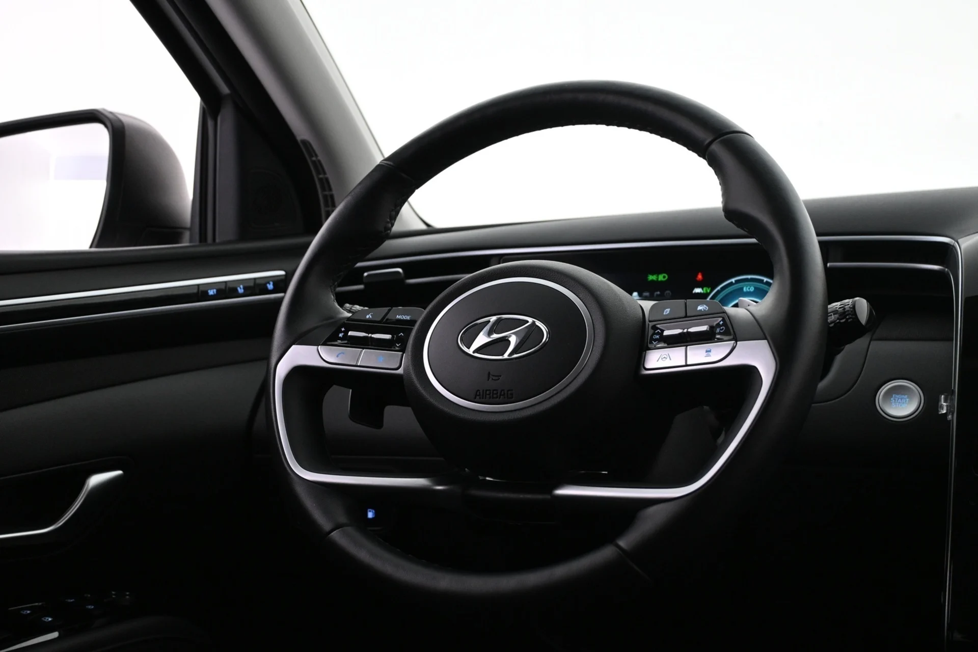 Car Image - wX2bSXeTbuqsNyJOjzAdz